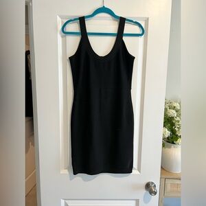 Elegant Black Sleeveless Dress